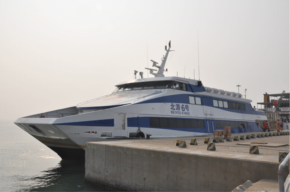 这条快艇是长岛  到烟台  120元,现在还是优惠价.