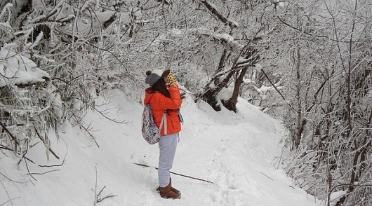 十小时爬上西岭雪山