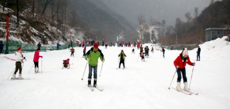 万仙山滑雪场