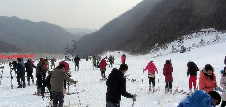 王屋山滑雪场