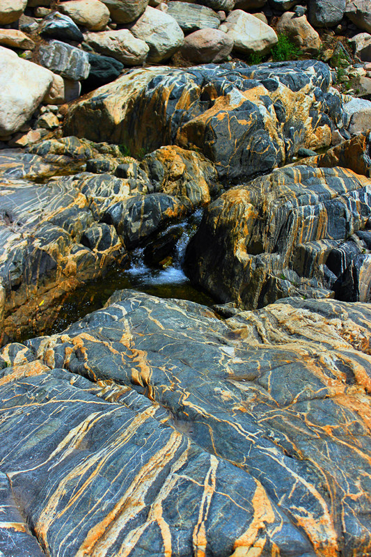 20130630流动的岩石泰山彩石溪