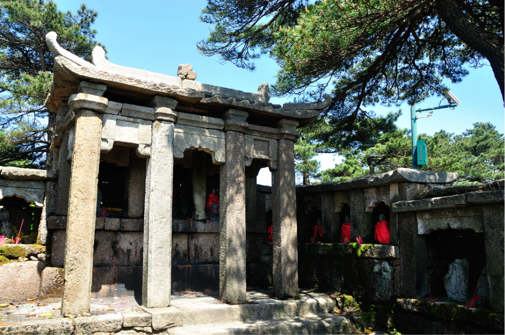 风景名胜区三清山风景名胜区三清山也是中国乃至亚洲最美的花岗岩山体