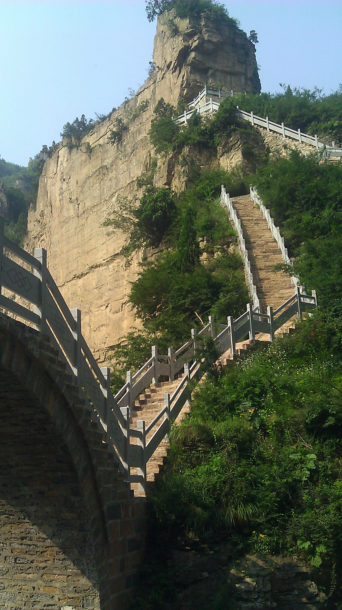 山西平順阱底村(神龍灣)掛壁公路遊記,太行山旅遊攻略 - 馬蜂窩