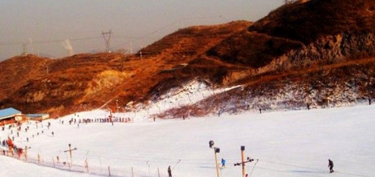 龙凤山滑雪场