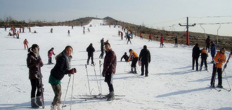 右玉南山滑雪场