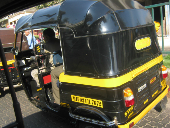 rickshaw puller图片