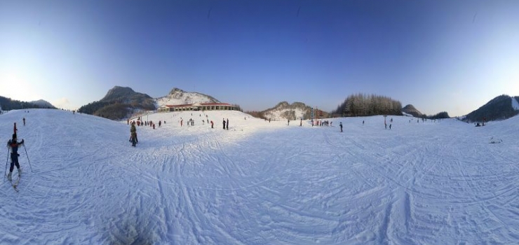 神农架旅游滑雪场