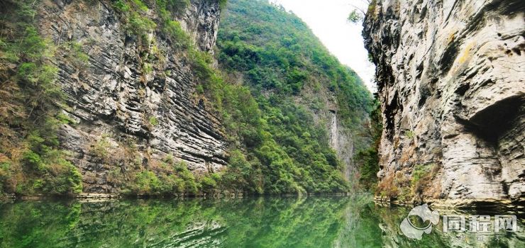 黔江阿蓬江神龟峡景区