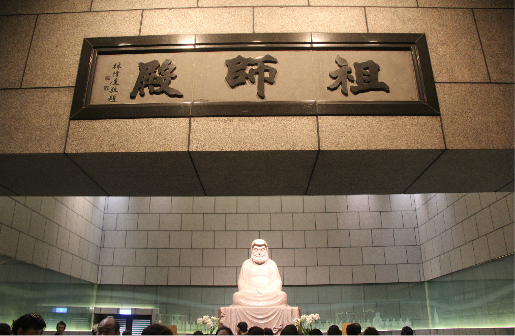 感受壮观游南投中台禅寺