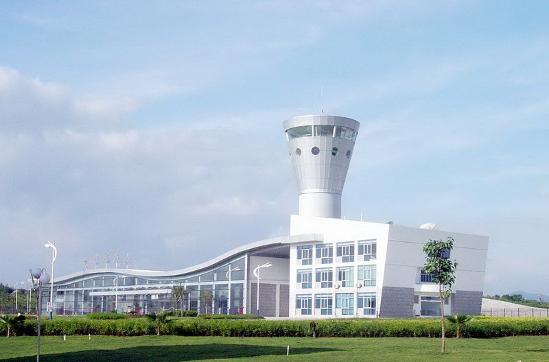 龙岩冠豸山机场
