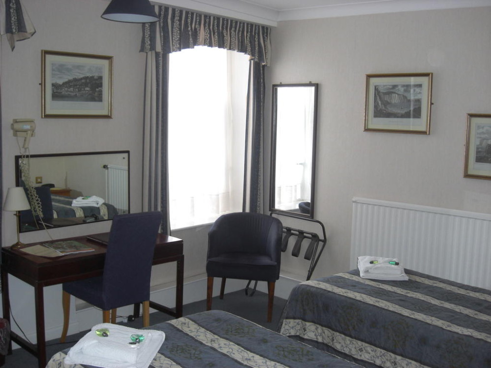 耶尔弗酒店 Yelf's Hotel