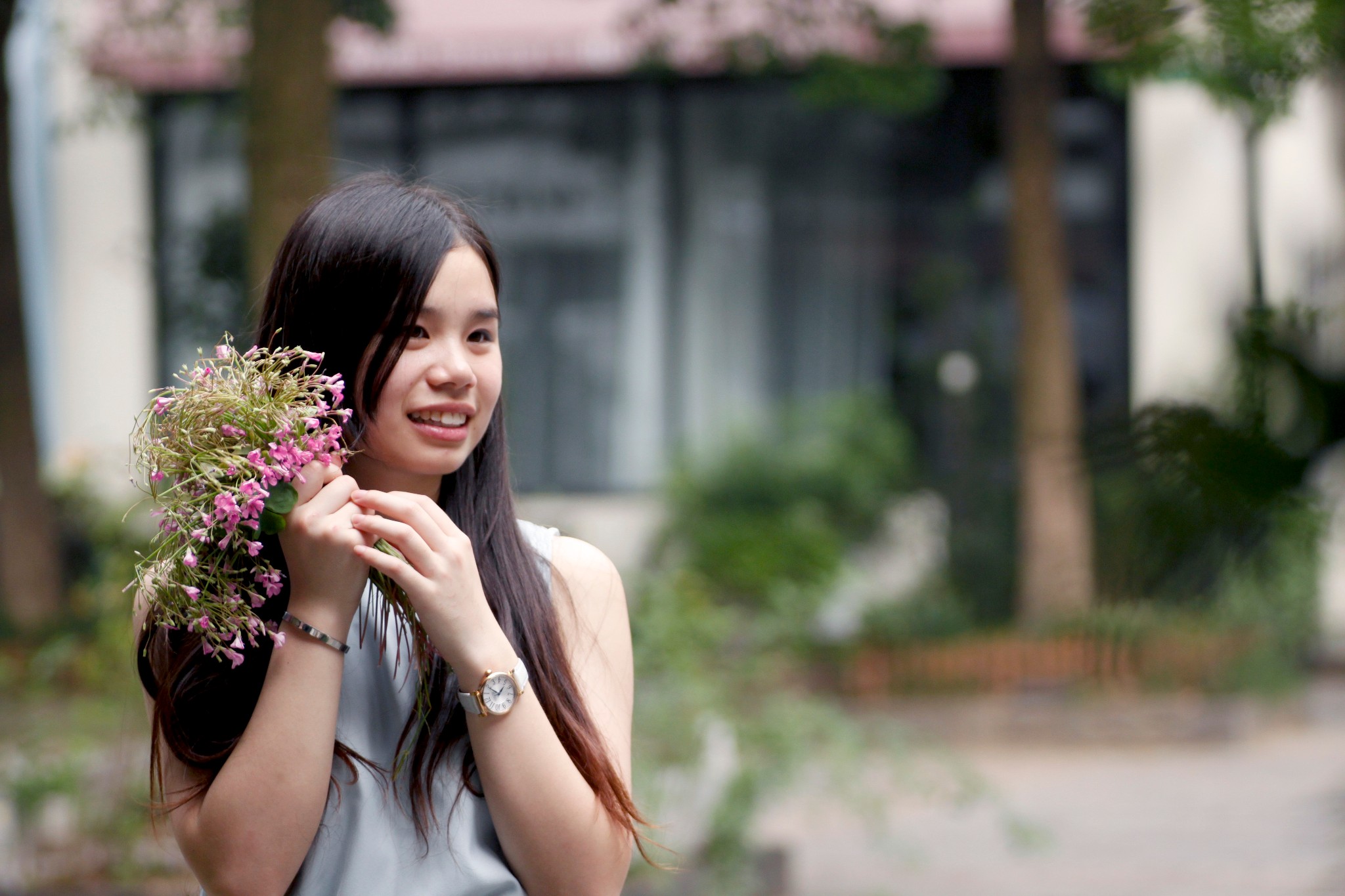 来两张人像,第一次拍人像哦,毛豆是我的学生,花季少女