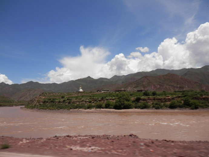 人在旅途----吉塘苹果,年拉山隧道