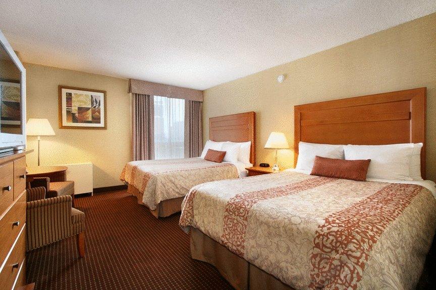 戴斯埃德蒙顿酒店 Days Inn Edmonton Downtown