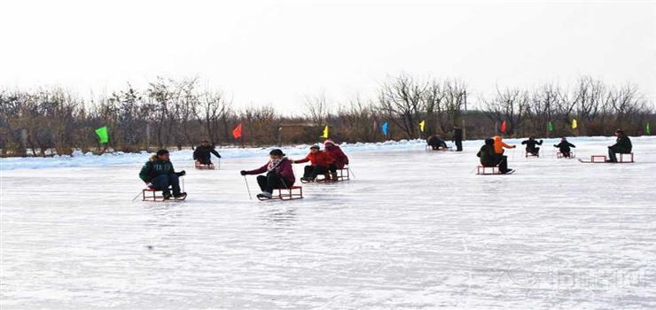 榆次户外真冰滑冰场