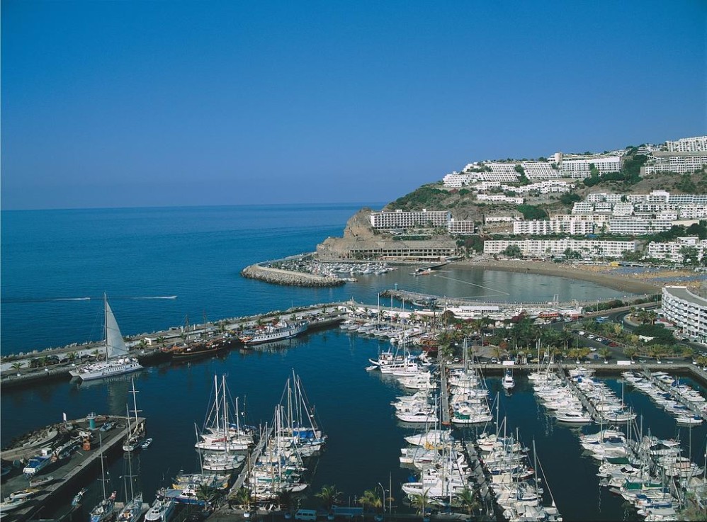 马拉索尔套房酒店 Morasol Suites