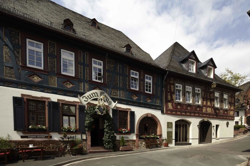 魏因豪斯祖姆克鲁格酒店 Hotel und Weinhaus Zum Krug