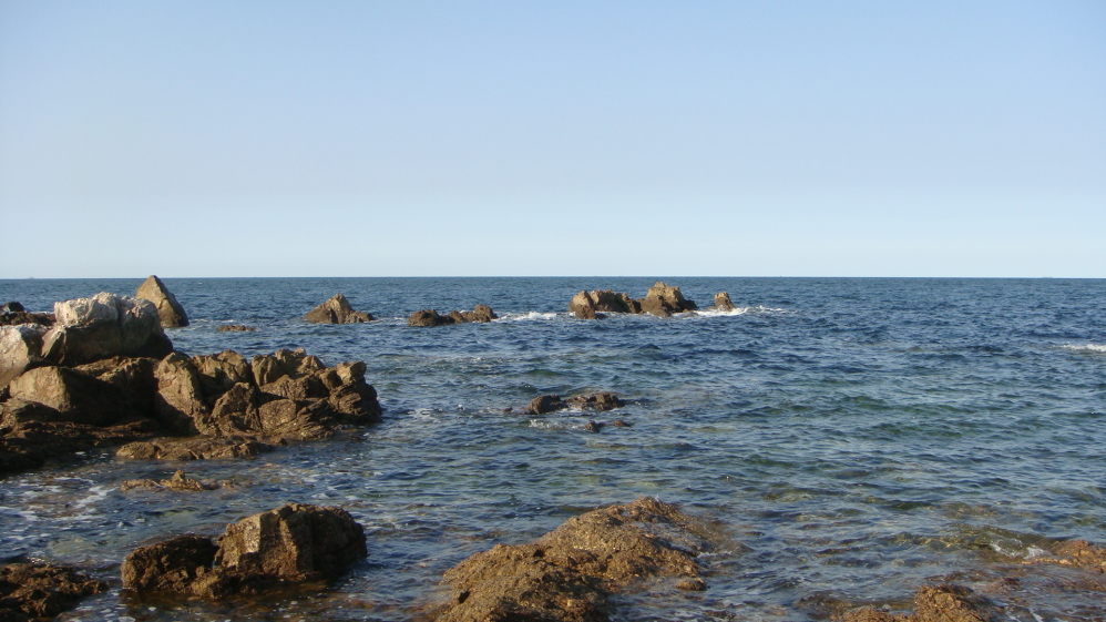 静水流深