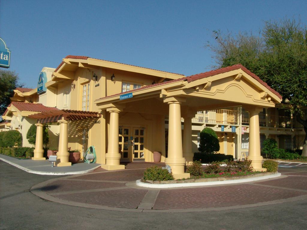 拉昆塔达拉斯住宅区酒店 La Quinta Inn by Wyndham Dallas Uptown