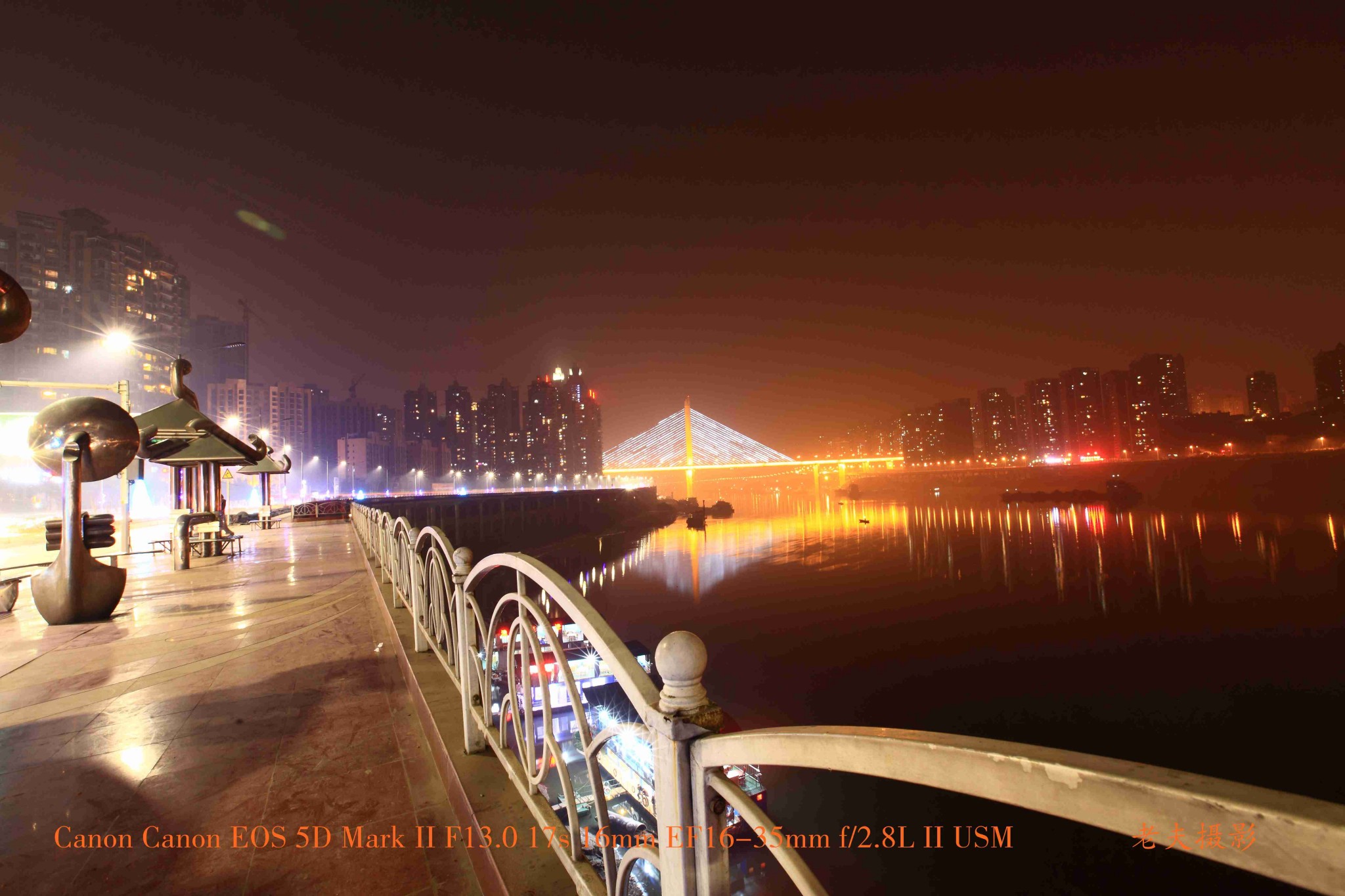 重庆嘉陵江石门大桥夜色