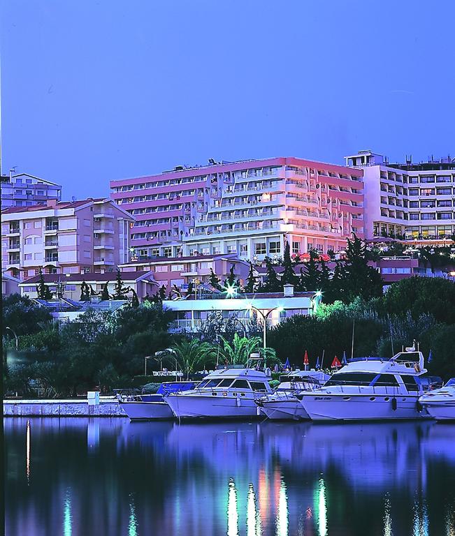 库萨达斯滨海酒店 Marina Hotel Kusadasi