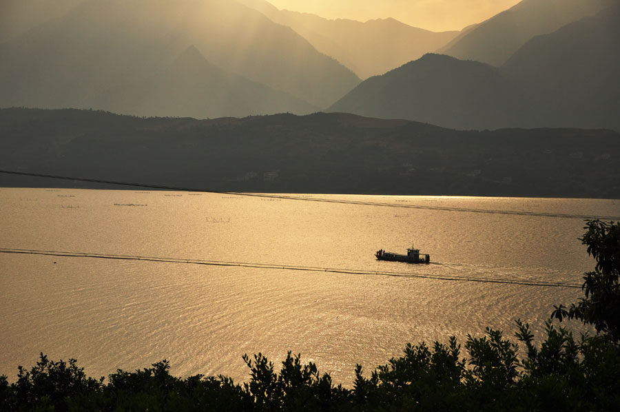 【郴州小东江】山绵水长无处尽,清江深处有人家