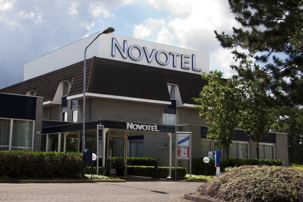 布雷达诺富特酒店 Novotel Breda