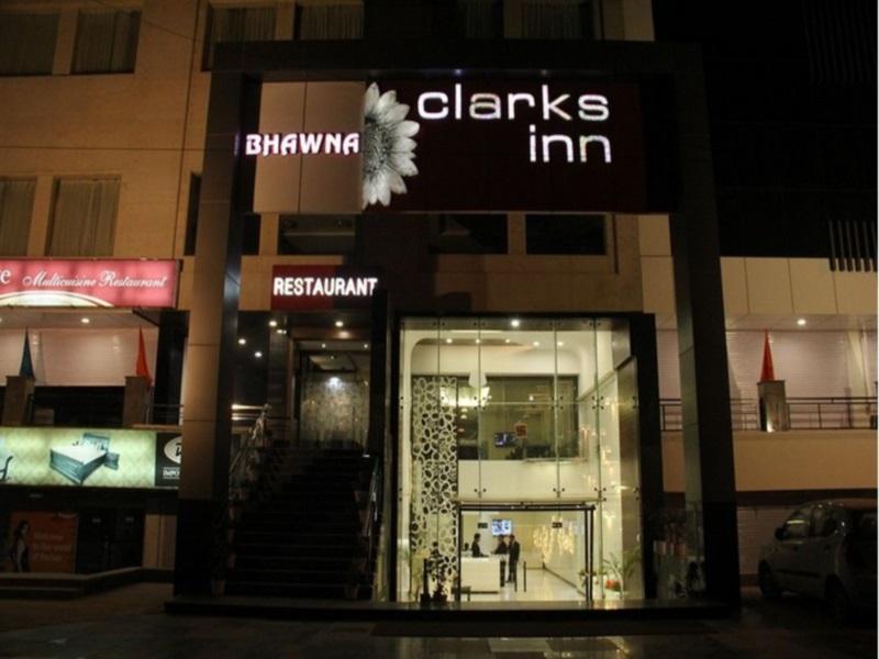 阿格拉巴娜克拉克斯旅馆 Bhawna Clarks Inn Agra