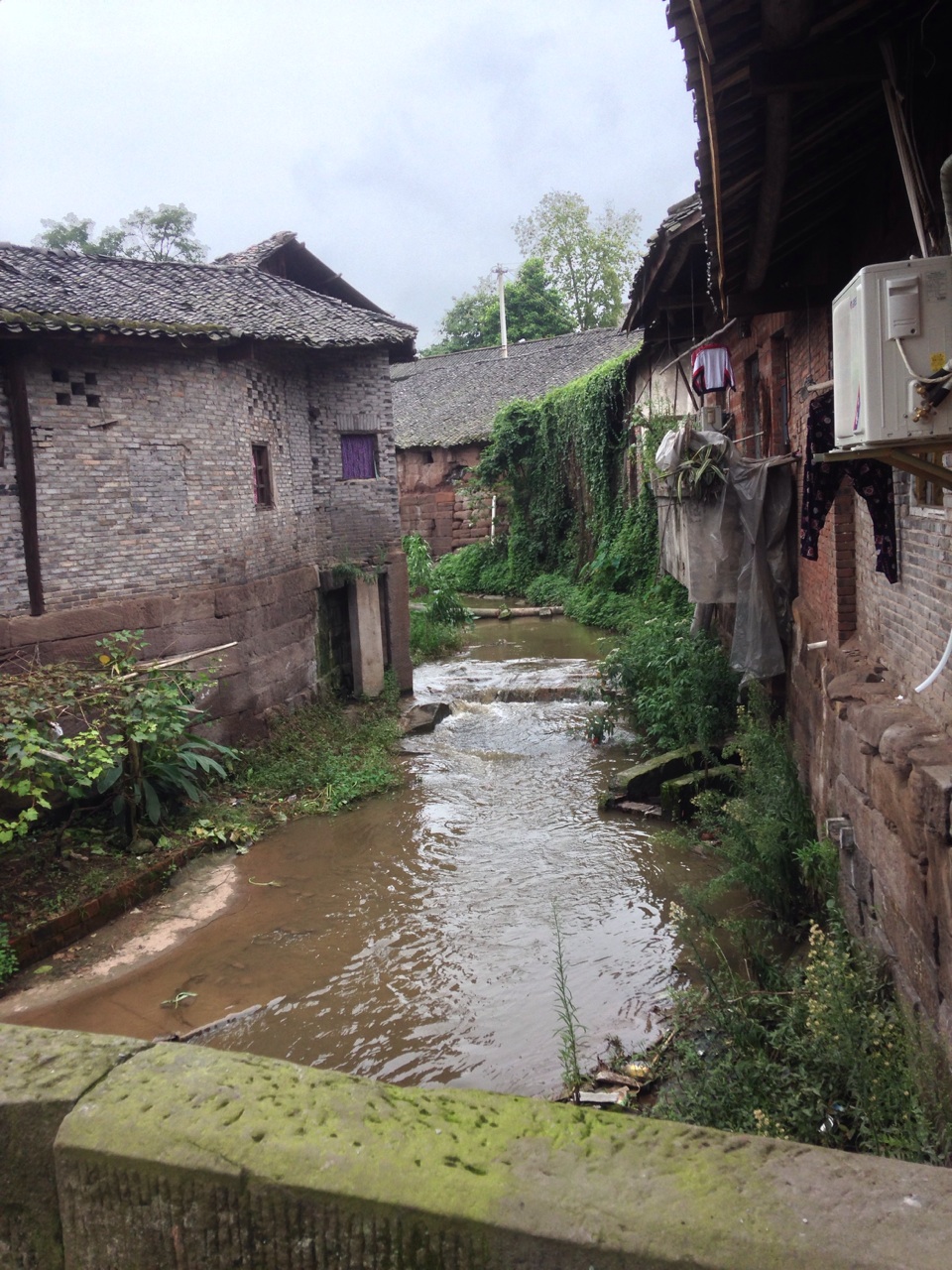 泸州立石镇玉龙湖百子图九狮山
