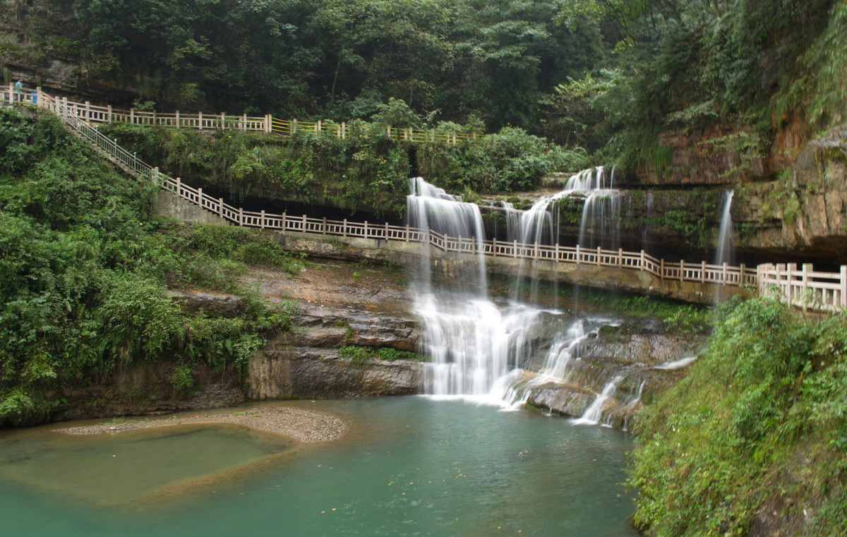 洛川黄连河生态旅游图片