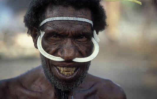 印尼土著村落的原始生活真的是太原始了