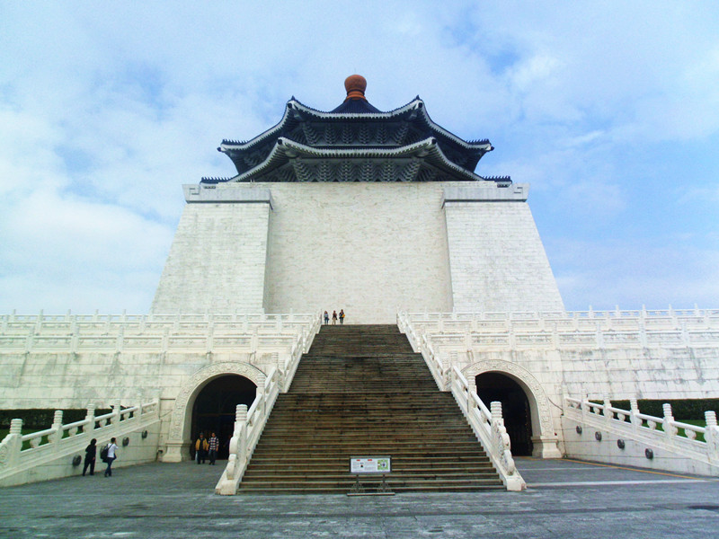 中正纪念堂北投温泉地铁西门红楼西门红楼艋胛龙山寺总统府台北总统府