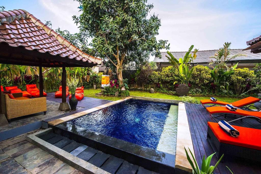 金巴兰共享办公别墅 10 间卧室！ Relax at 10 Bedroom Coworking Villa