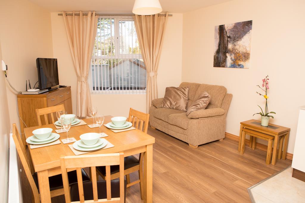 布罗克豪斯公寓 Broc House Suites