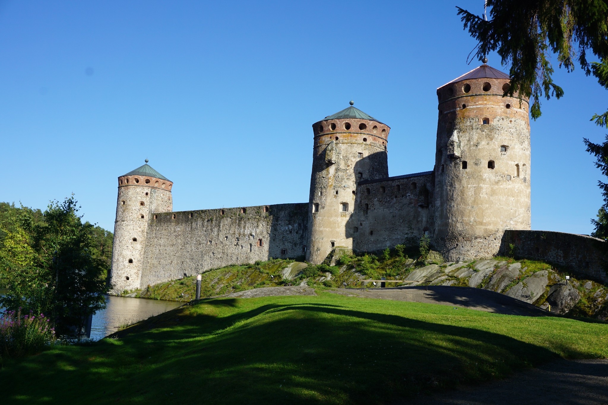 走进芬兰最古老的军事防御城堡olavinlinnacastle奥维拉城堡