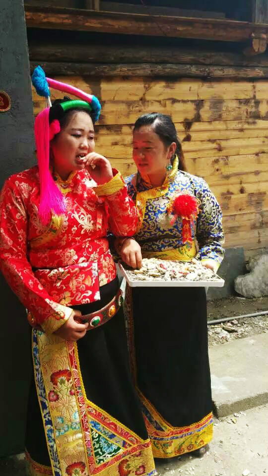 秋那桶村的怒族婚礼