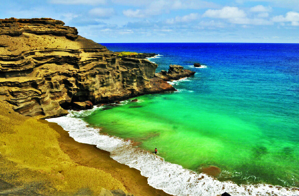 还有绿色的沙滩你知道吗太美了