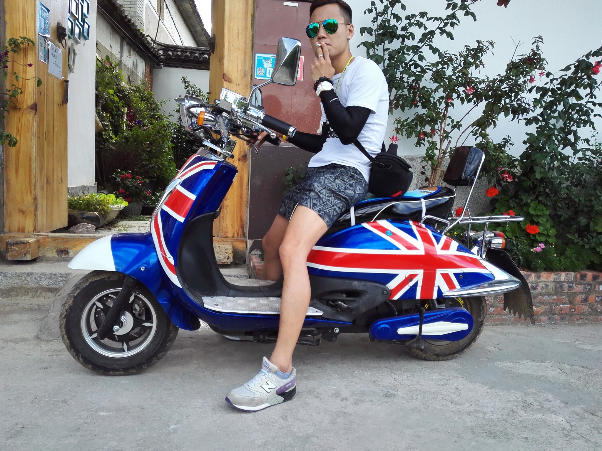 wKgBpVYQsUCASZciAA7eJWljyH893.jpeg?imageView2%2F2%2Fw%2F680%2Fq%2F90