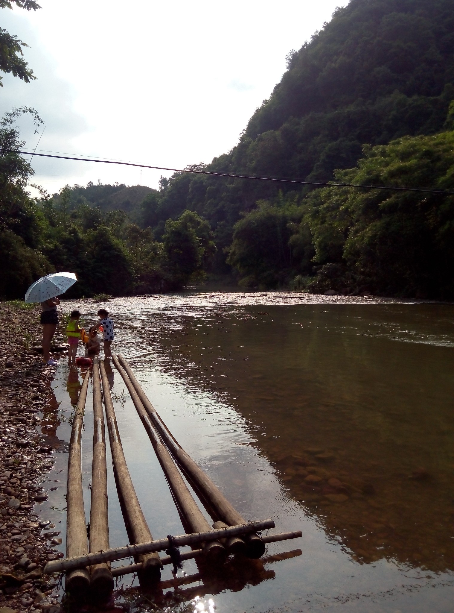 鹿寨拉沟玩水一日游
