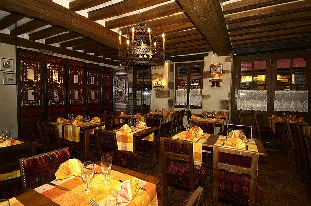 洛杉矶美食-Pierre Garden Restaurant