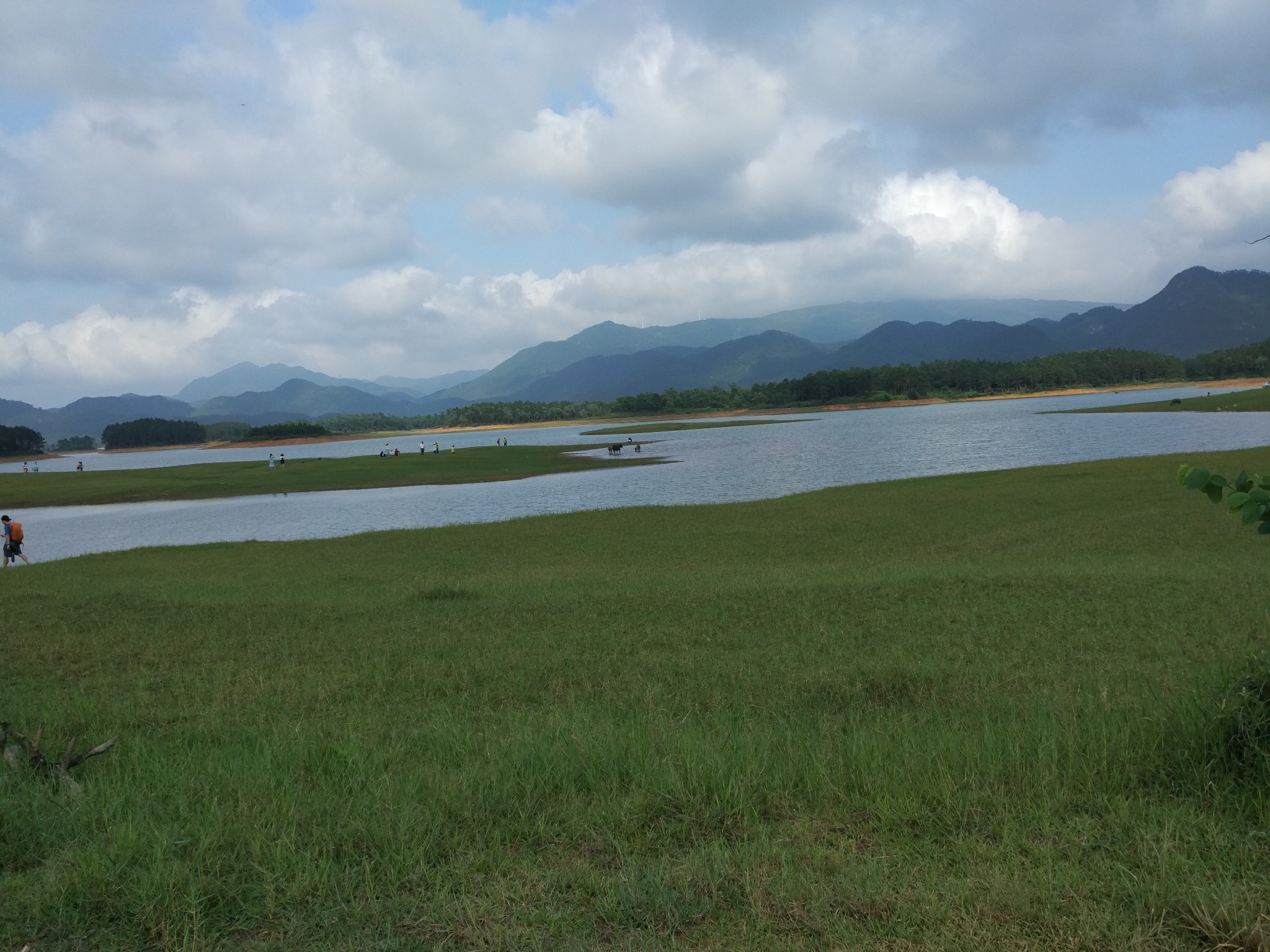 徒步台山尋皇草原風車小千島湖草原美食可惜遇上霧省內遊1216年5月