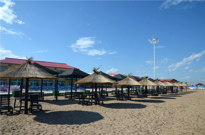 绥中县小庄子镇心浪度假村