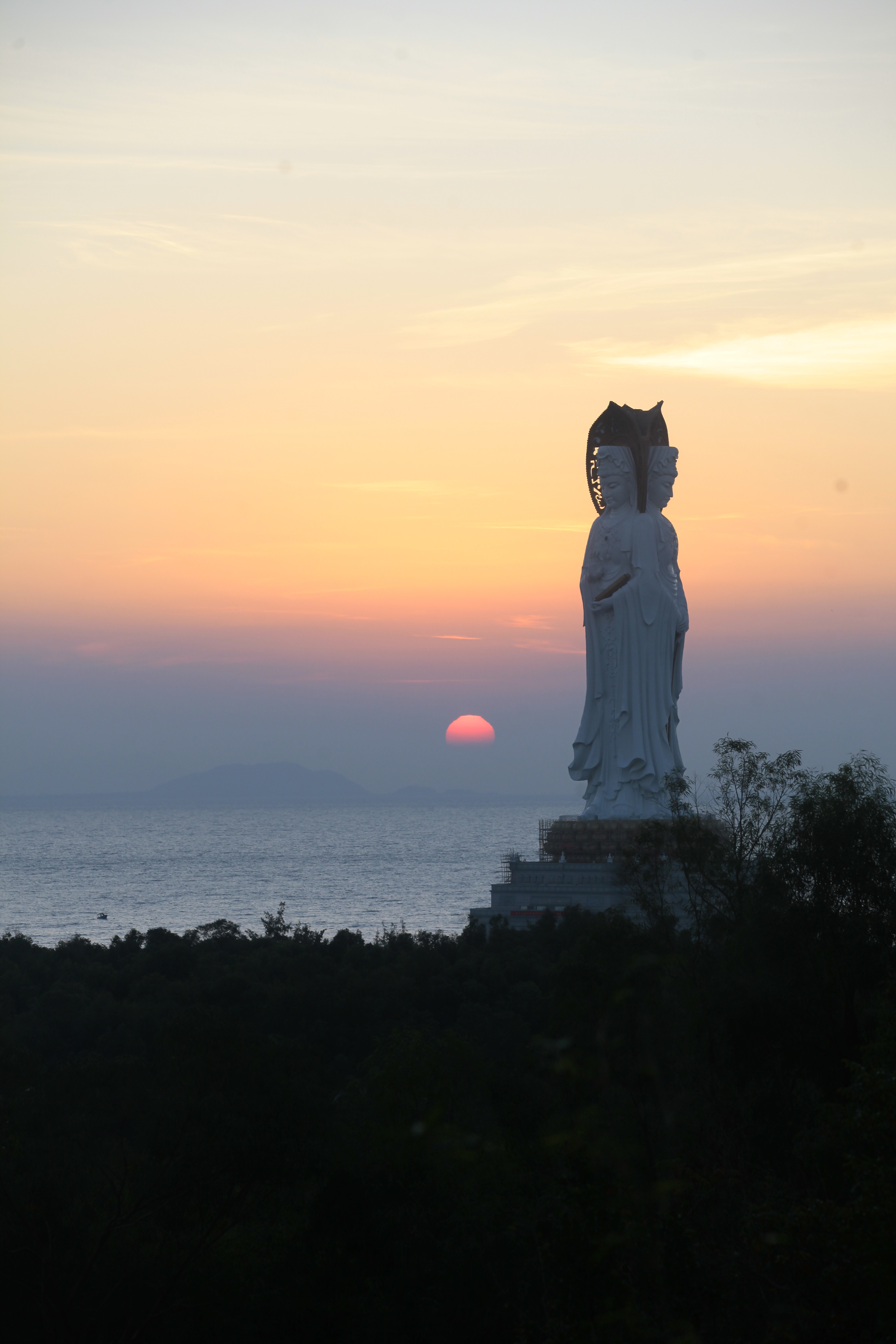 海南三亚南山寺休闲会馆酒店(园景雅致房/潮音礼佛海景房)