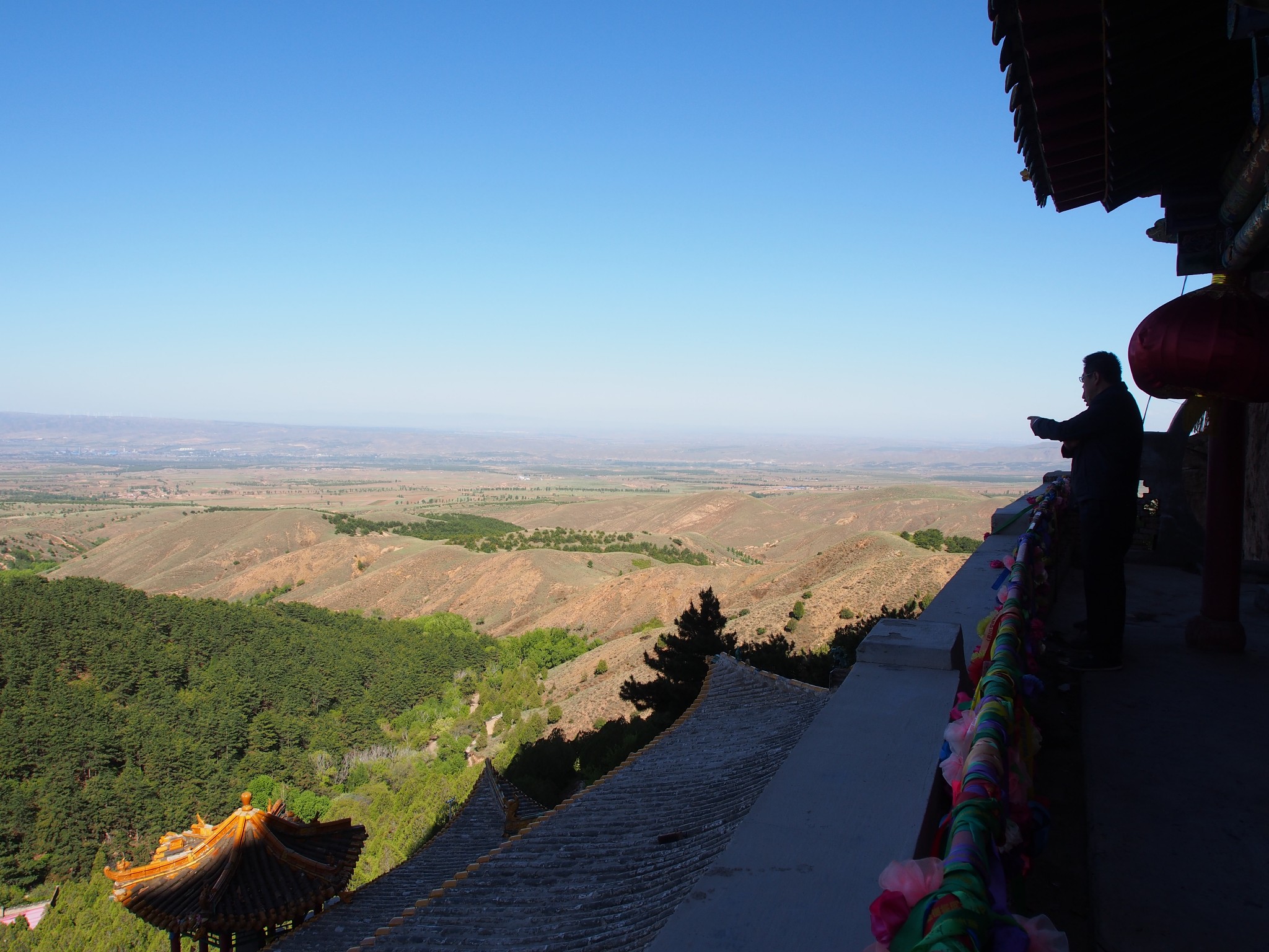 大同采凉山红石崖