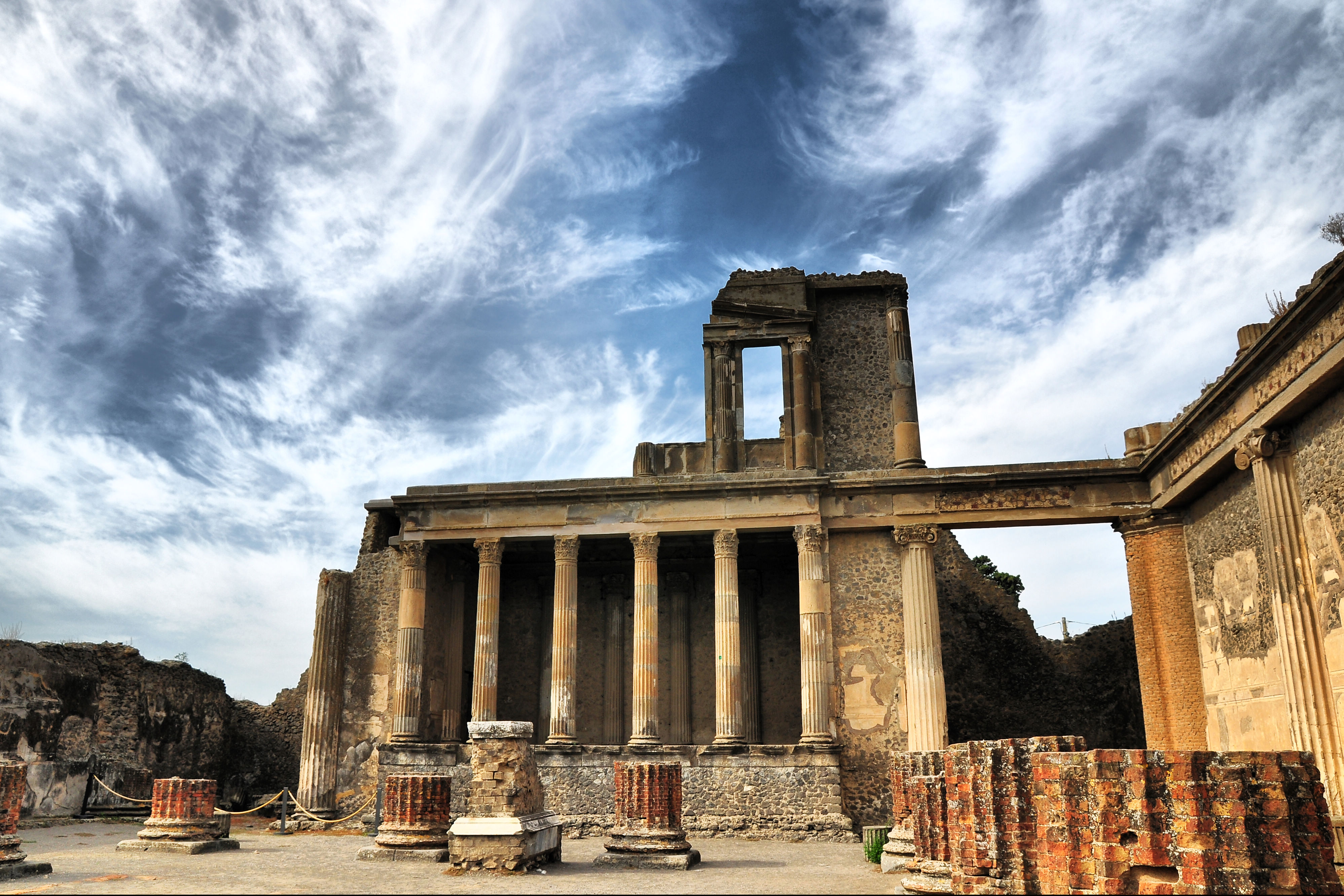 意大利庞贝古城一日游