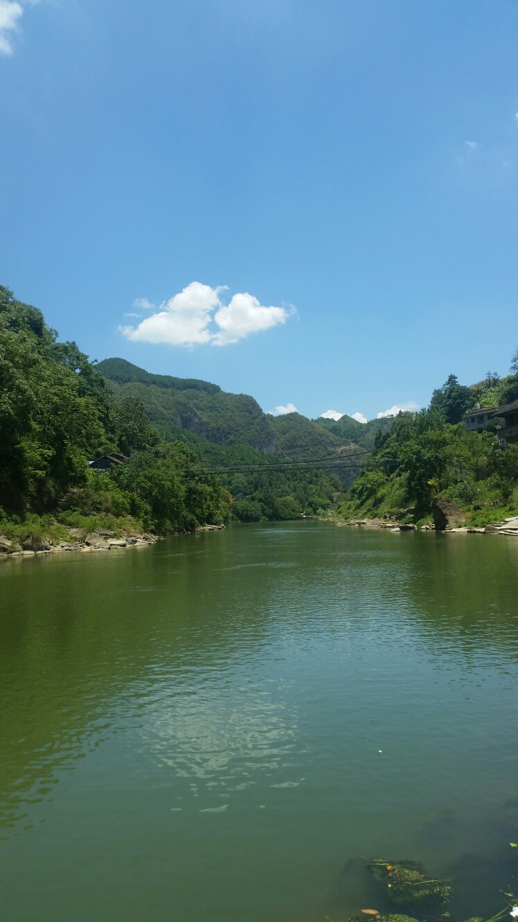 黔东南瀑布之平良十里古峡·凯里大风洞