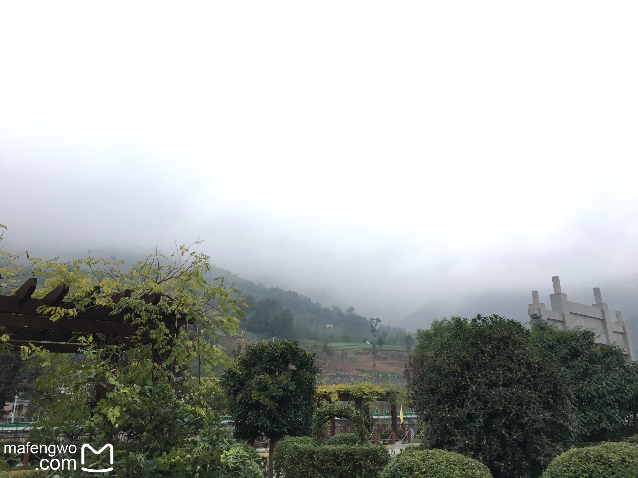 山阳美食-天竺山服务区(餐厅)