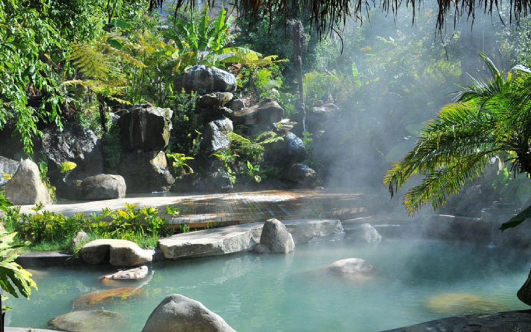 云南腾冲四大温泉门票组合(2人及以上赠温泉接送服务)