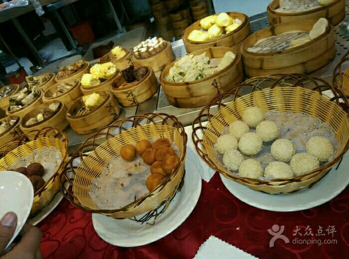 文登美食-金权道自助烤肉火锅