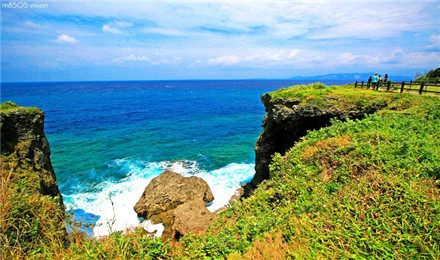 冲绳一日游(嘉手纳美军基地  万座毛 海洋博水族馆 翡翠沙滩 全天专车